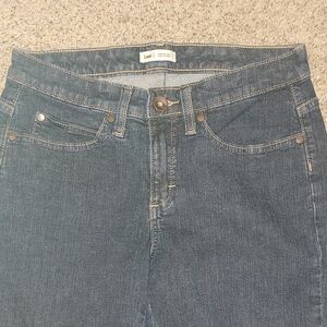Lee Women's Mid Rise Dark Blue Bootcut Jeans, Size 6 M